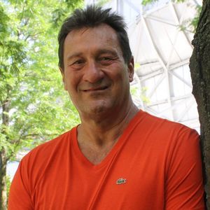 Meet your Posher, Tom